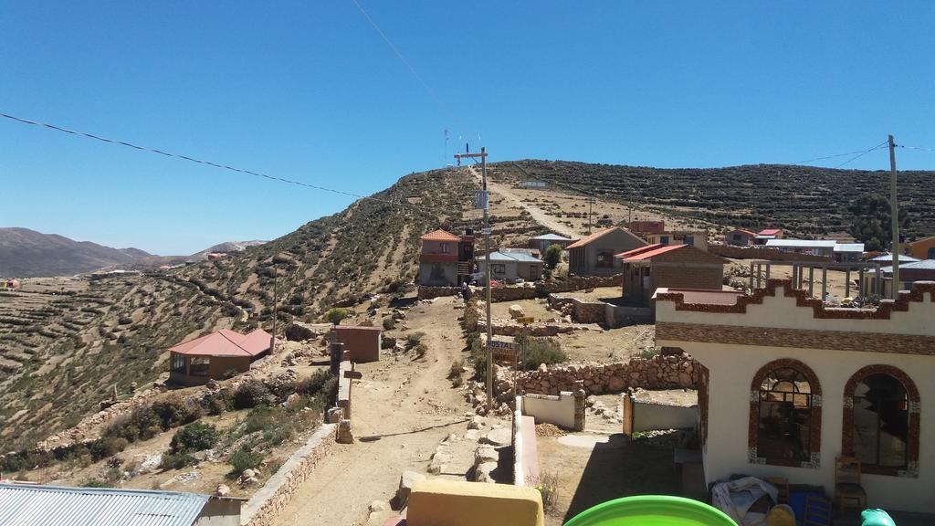 Hostal Jallalla Comunidad Yumani Kültér fotó